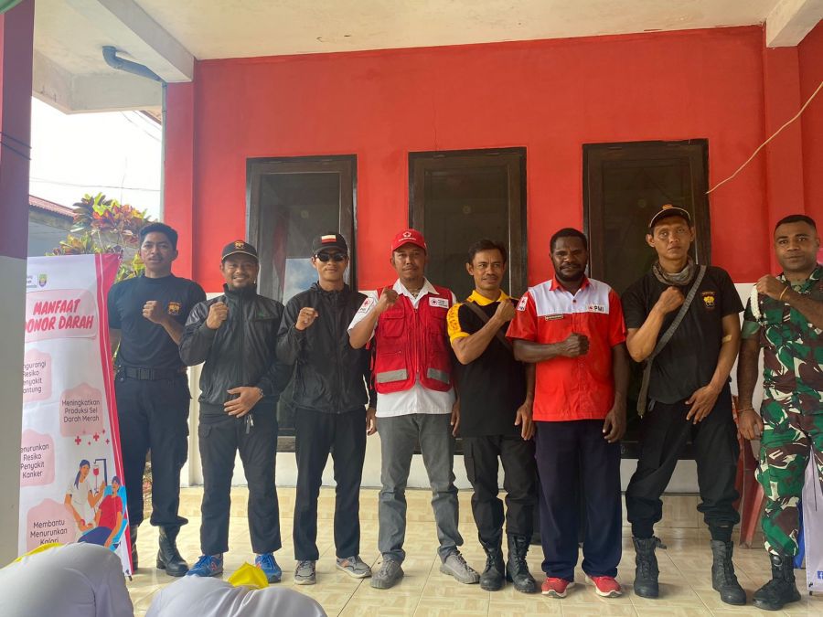 HUT PMI ke-79, Senkom Mitra Polri Kaimana Turut Sumbangkan Darah untuk Kemanusiaan