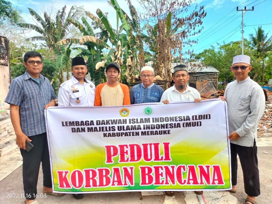 LDII dan MUI Merauke Berikan Bantuan Kepada Korban Kebakaran