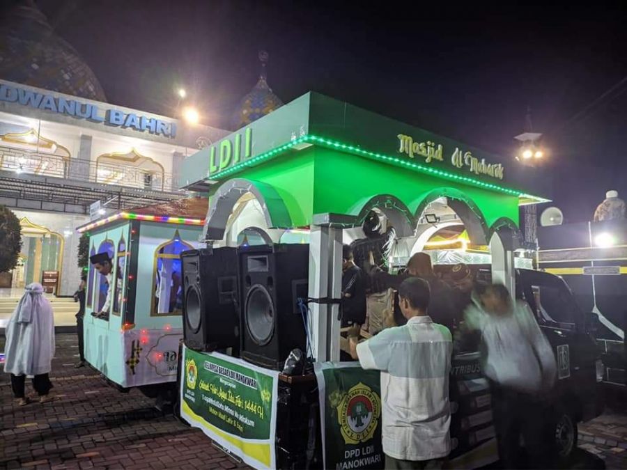 LDII Ikuti Pawai Mobil Hias Malam Takbiran, Angkat 8 Kluster Program Unggulan LDII Untuk Bangsa