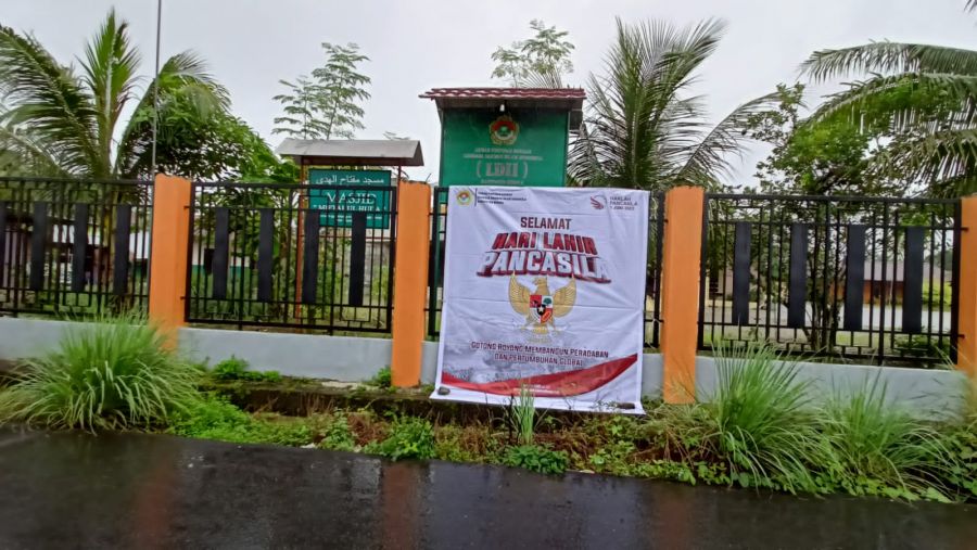 LDII Mimika Pasang Sanduk Ucapan Selamat Hari Lahir Pancasila 1 Juni 2023