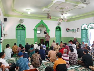 Jum'at Curhat Kapolsek Pedan, AKP Nyoto Dorong Warga Aktif Jaga Kamtibmas